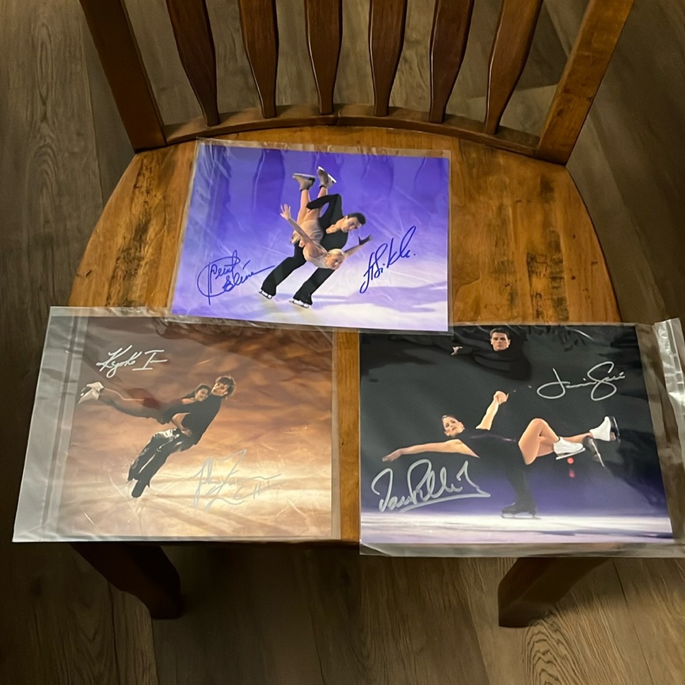 8x10 photos with autographs of famous skating couples.
